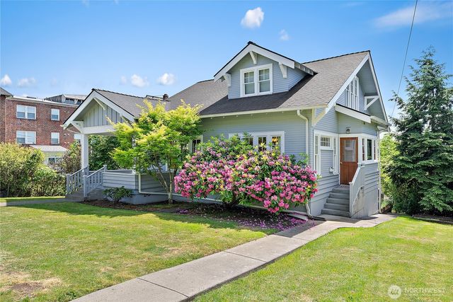 245 SE Washington Avenue, Chehalis, WA 98532