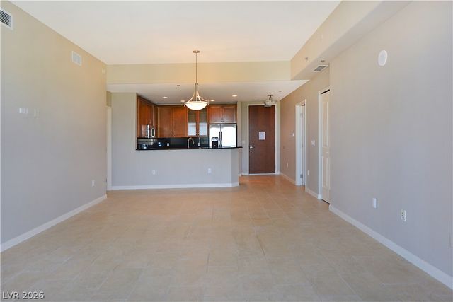 8255 Las Vegas Boulevard 1120, Las Vegas, NV 89123