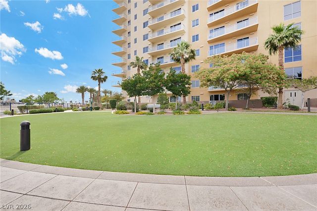 8255 Las Vegas Boulevard 1120, Las Vegas, NV 89123