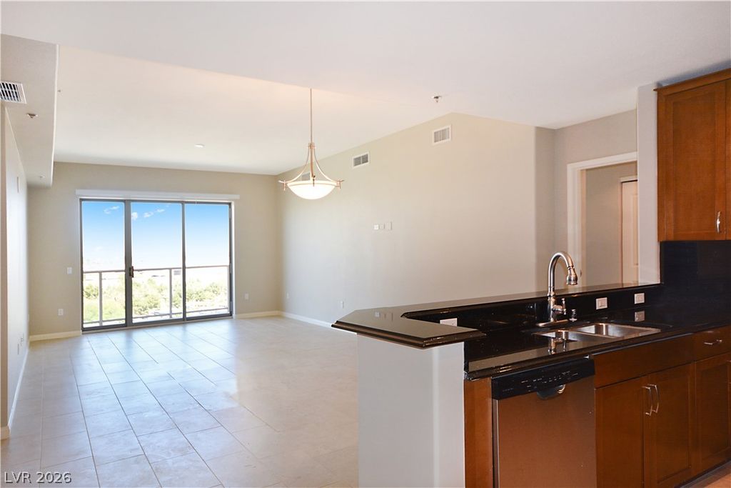 8255 Las Vegas Boulevard 1120, Las Vegas, NV 89123