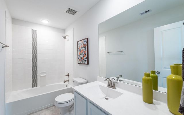 411 French Lavender Lane, Crosby, TX 77532