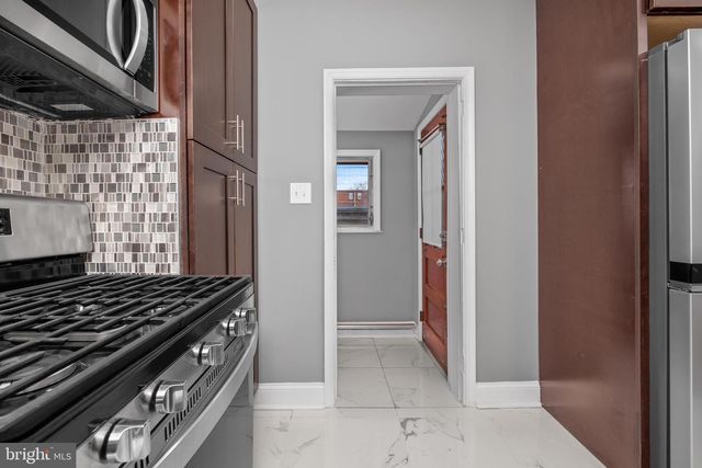 558 E LOCUST AVE, Philadelphia, PA 19144