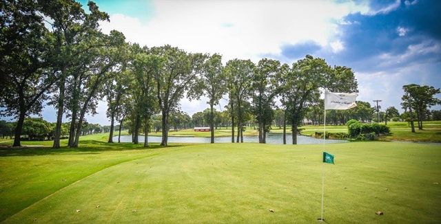 17535 Country Club Drive, Kemp, TX 75143