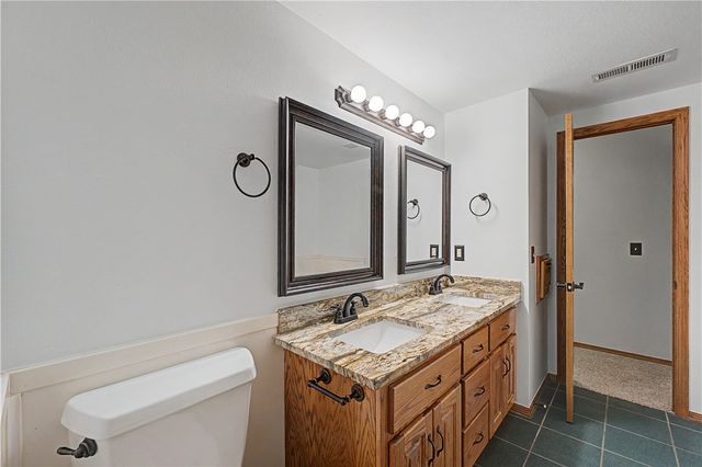 9364 Everest Place, Rogers, AR 72756