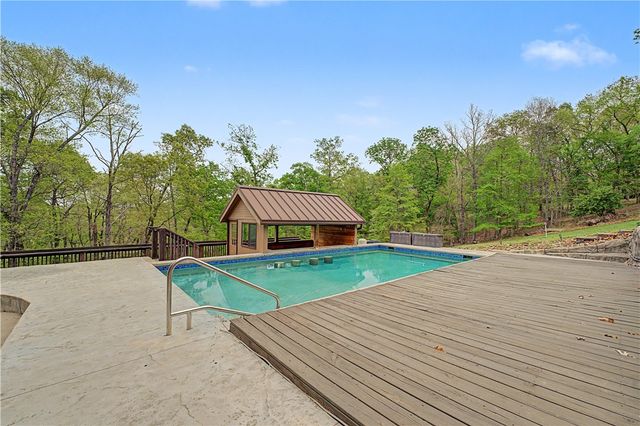 9364 Everest Place, Rogers, AR 72756