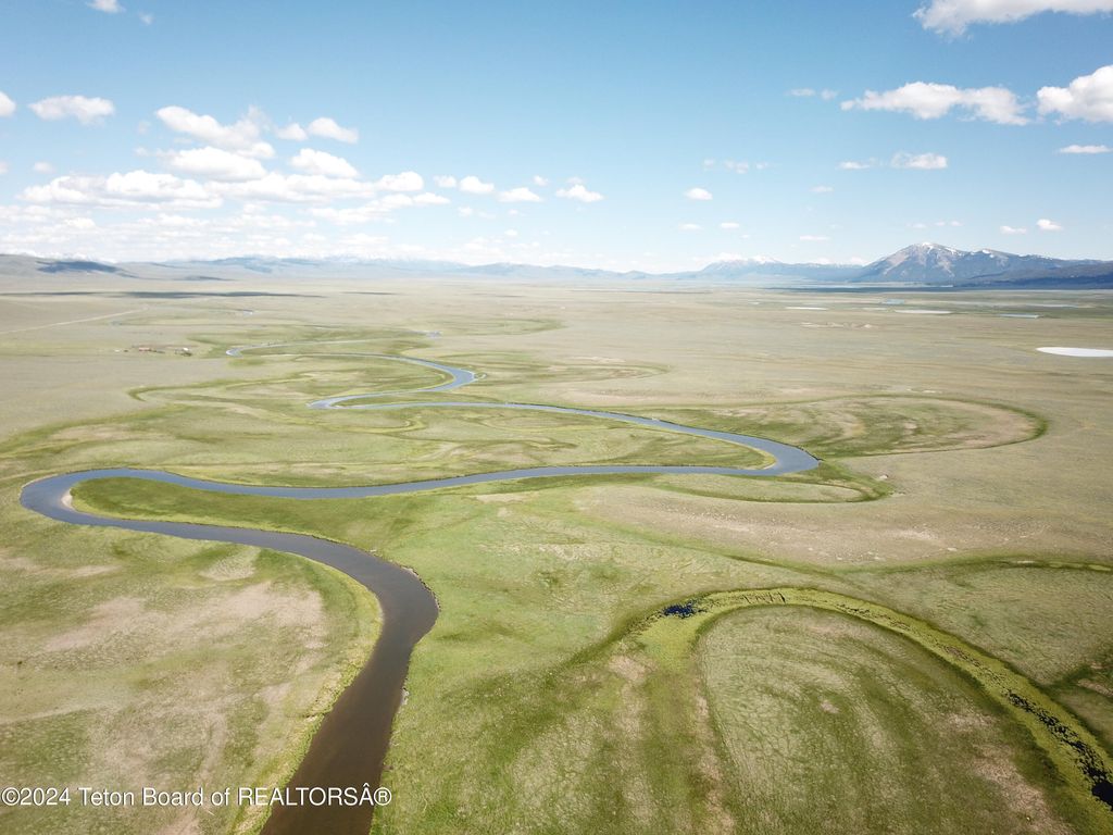 N VALLEY Road, Lima, MT 59739 photo 25