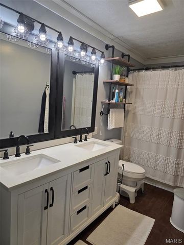 35 Hickory Street, Nashville, IL 62263