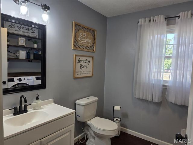 35 Hickory Street, Nashville, IL 62263