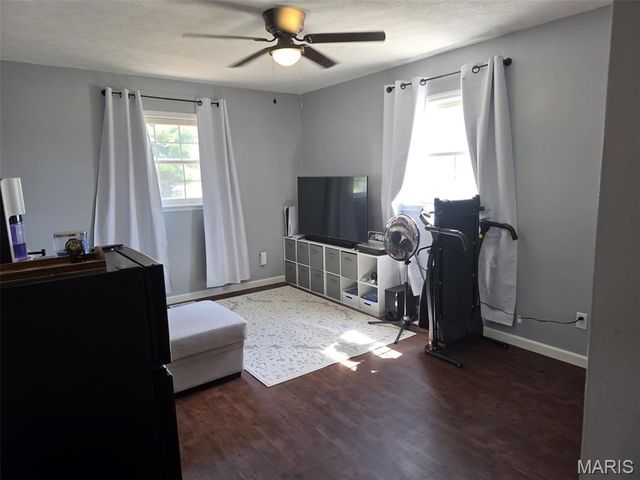 35 Hickory Street, Nashville, IL 62263