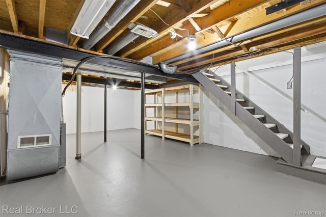 759 Hilldale Circle, Milford Village, MI 48381