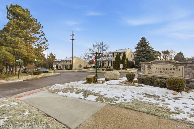 759 Hilldale Circle, Milford Village, MI 48381