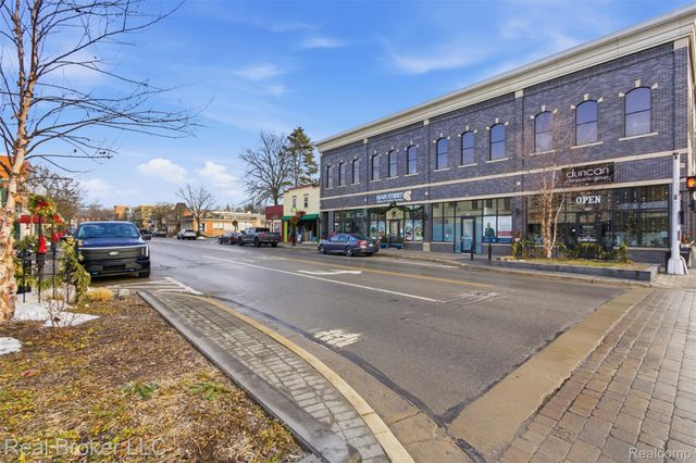 759 Hilldale Circle, Milford Village, MI 48381