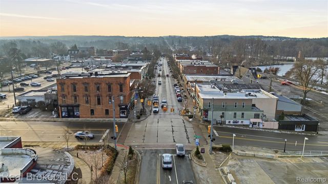 759 Hilldale Circle, Milford Village, MI 48381