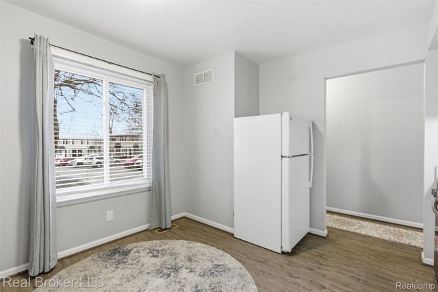 759 Hilldale Circle, Milford Village, MI 48381