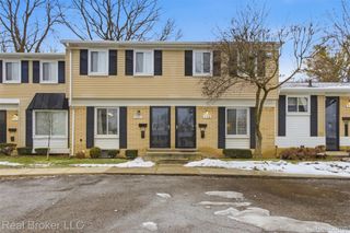 759 Hilldale Circle, Milford Village, MI 48381