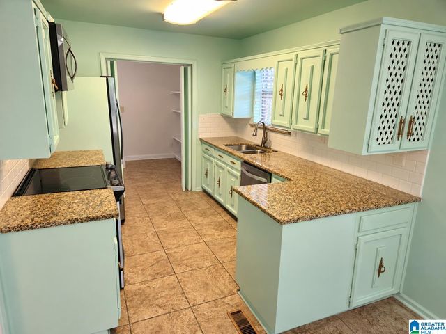 501 FORESTWOOD DRIVE, Birmingham, AL 35214