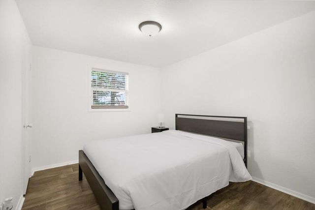 315 E Magnolia AVENUE, Manitowoc, WI 54220