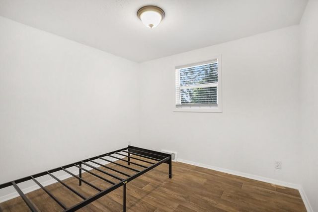 315 E Magnolia AVENUE, Manitowoc, WI 54220