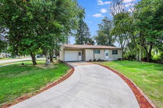 315 E Magnolia AVENUE, Manitowoc, WI 54220