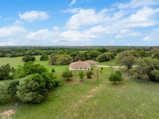 10565 N 77 Highway, Lexington, TX 78947