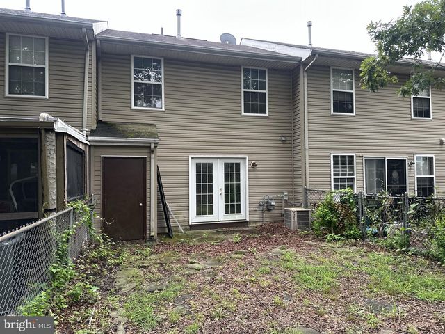 21 GRANT LN, Berlin, NJ 08009