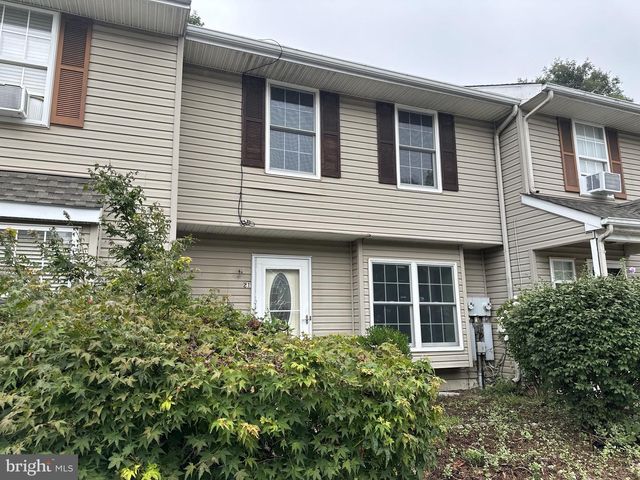21 GRANT LN, Berlin, NJ 08009