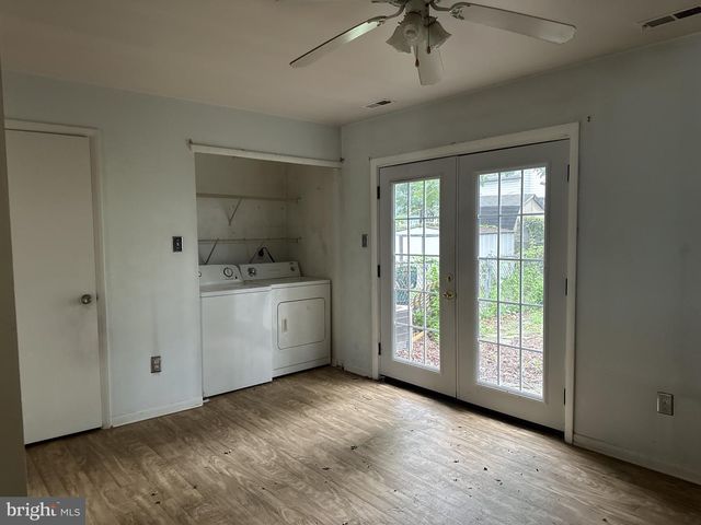 21 GRANT LN, Berlin, NJ 08009