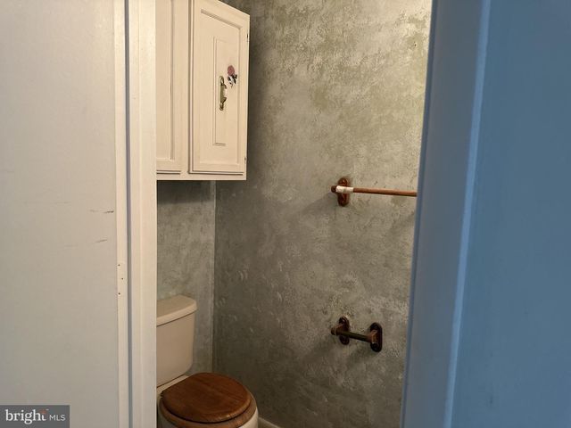 21 GRANT LN, Berlin, NJ 08009