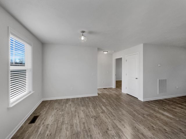 1211 Maelee Ann Dr, Lewisburg, TN 37091