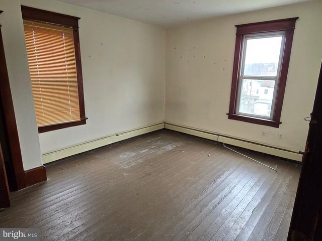 720 MINE ST, Pottsville, PA 17901