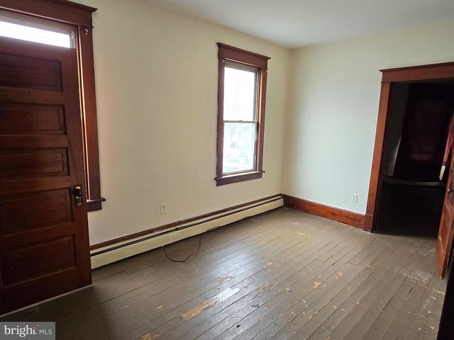 720 MINE ST, Pottsville, PA 17901