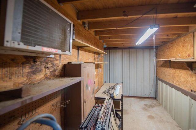 32315 Grove Park Drive, Waller, TX 77484