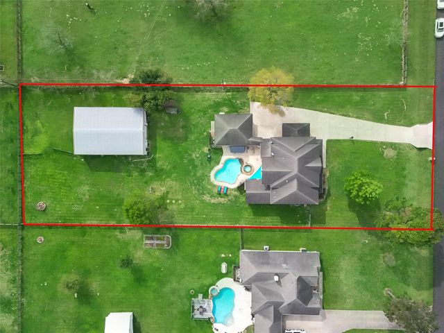 32315 Grove Park Drive, Waller, TX 77484