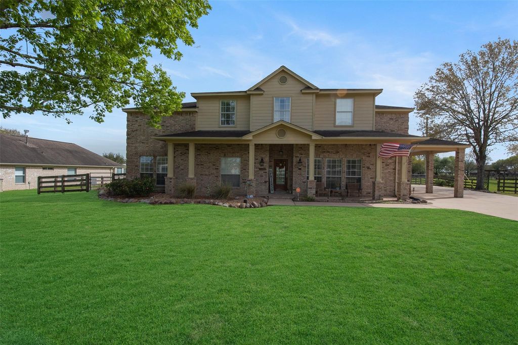 32315 Grove Park Drive, Waller, TX 77484