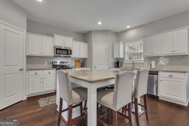 191 Delta Downs Court, Hogansville, GA 30230