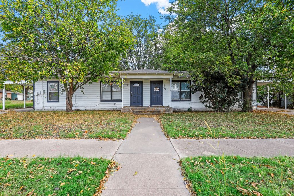 122 Ramsey Avenue 122, Cleburne, TX 76031