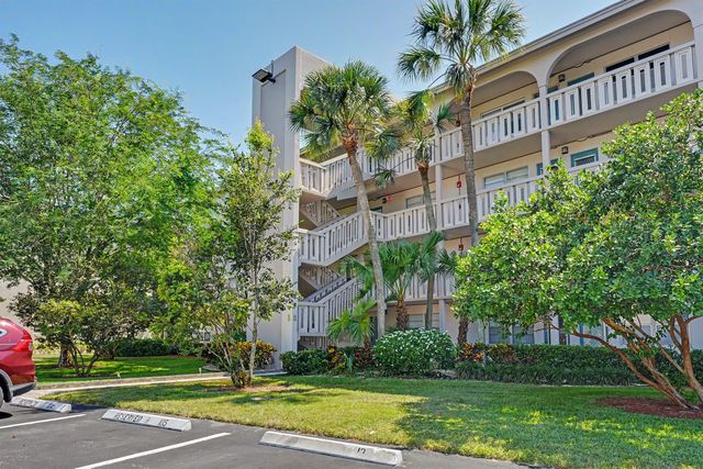 2005 Granada Drive B3, Coconut Creek, FL 33066