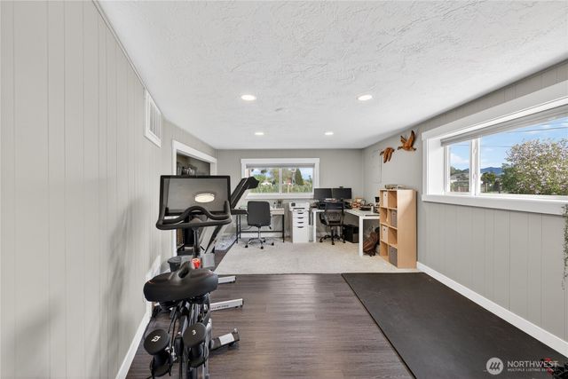 15548 Penn Road, Mount Vernon, WA 98273