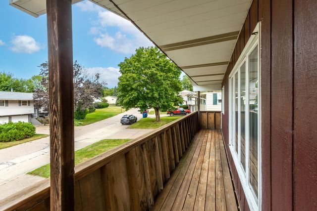 621 11th Street, Silvis, IL 61282