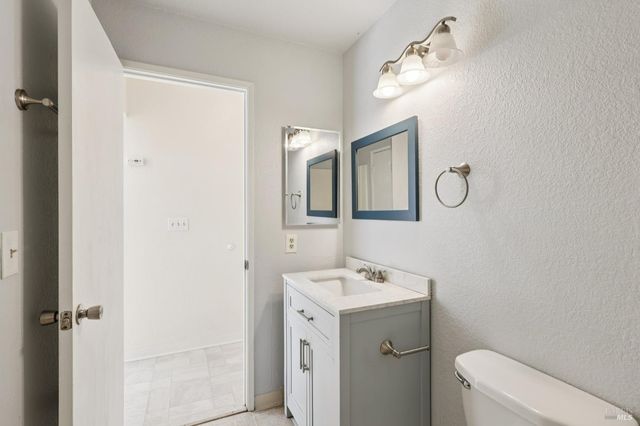 1553 Holly Ave, Rohnert Park, CA 94928