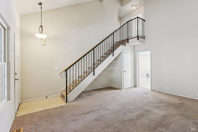 1553 Holly Ave, Rohnert Park, CA 94928