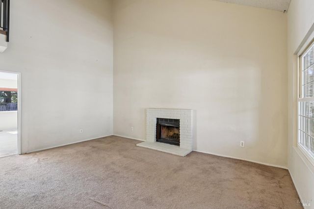 1553 Holly Ave, Rohnert Park, CA 94928