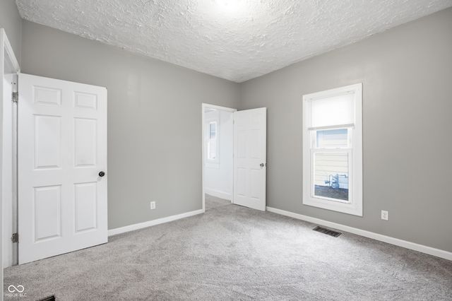 1329 W 3rd Street, Anderson, IN 46016