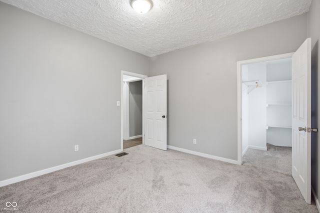 1329 W 3rd Street, Anderson, IN 46016