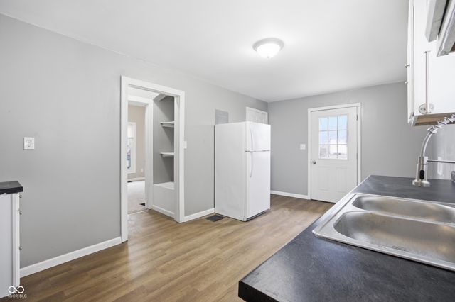 1329 W 3rd Street, Anderson, IN 46016