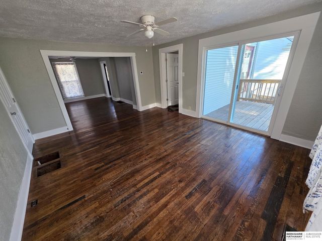 719 Avenue C, Plattsmouth, NE 68048