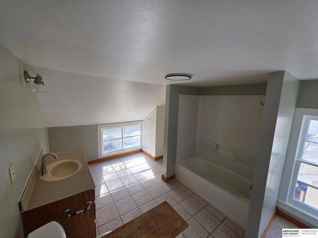 719 Avenue C, Plattsmouth, NE 68048