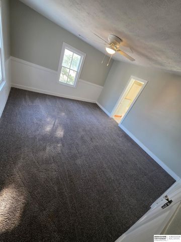 719 Avenue C, Plattsmouth, NE 68048