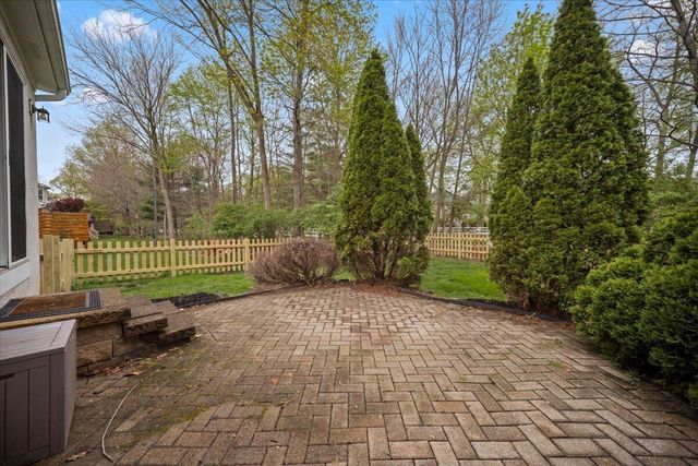 374 Rosewood Court, Powell, OH 43065