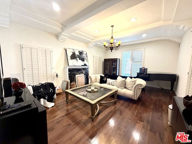 315 N Wetherly Drive, Beverly Hills, CA 90211